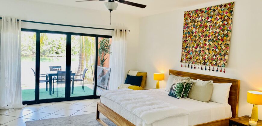 Simpson Bay Yacht Club Studio