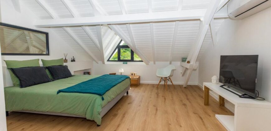 Exclusive 2-bedroom for sale in Anse Marcel