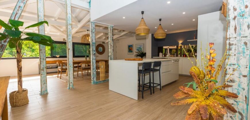 Exclusive 2-bedroom for sale in Anse Marcel
