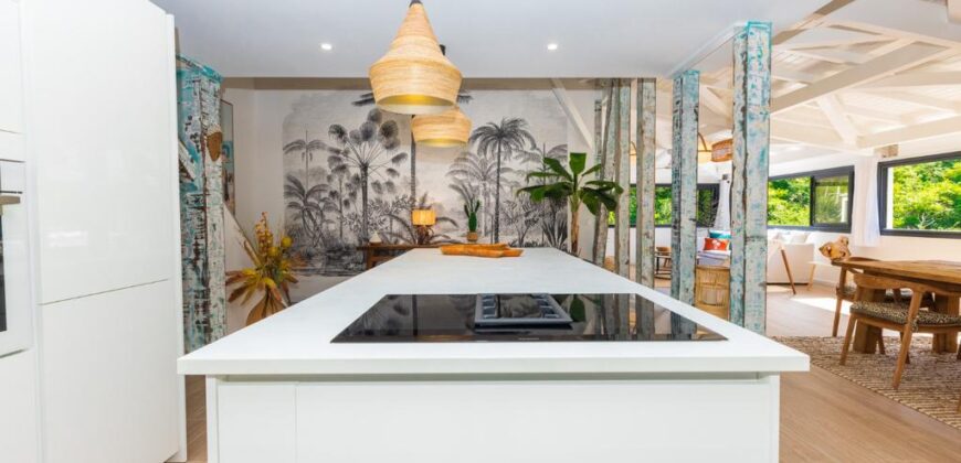 Exclusive 2-bedroom for sale in Anse Marcel