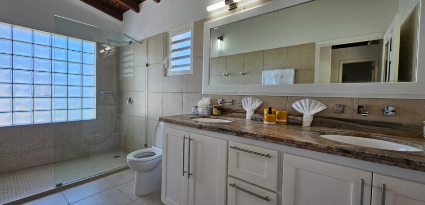 Villa Twin Palms – Your Secluded Oasis in Dawn Beach Estates, St. Maarten