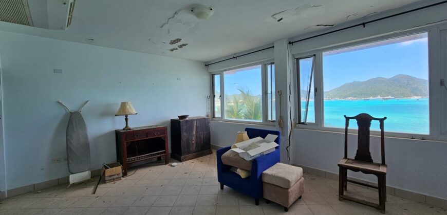 Cliffside Hotel and Freestanding Home