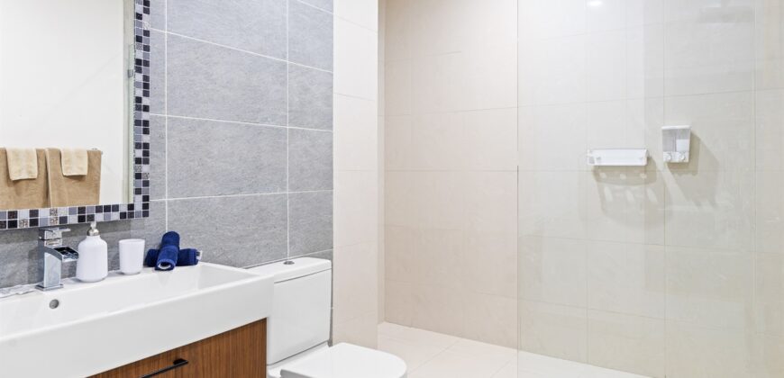 Modern Two Bedroom Condo with Breathtaking Ocean Views – Blue Residences, Cupecoy