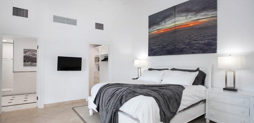 Marina 360: Luxurious 2-Bedroom Condo