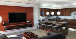 Luxurious Presidential Suite at Rainbow Beach Club Cupecoy