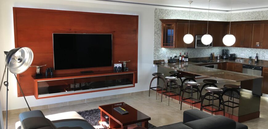 Luxurious Presidential Suite at Rainbow Beach Club Cupecoy