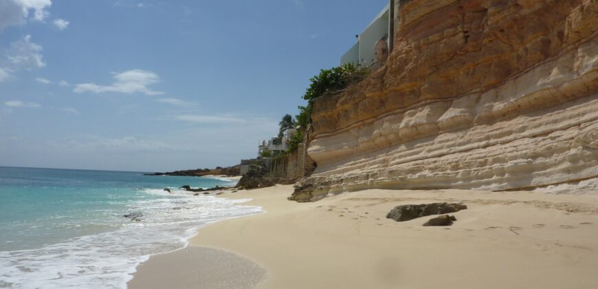 Luxurious Presidential Suite at Rainbow Beach Club Cupecoy