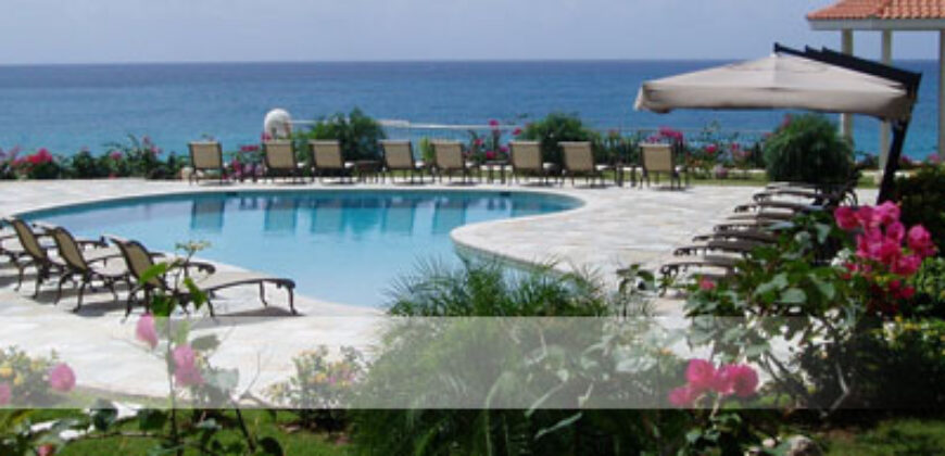 Luxurious Presidential Suite at Rainbow Beach Club Cupecoy