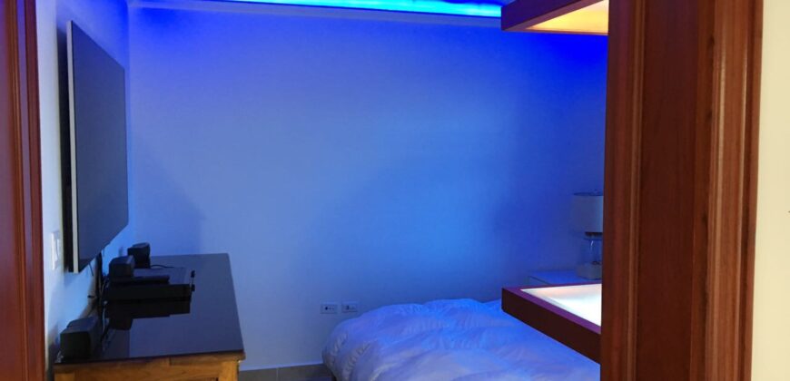 Luxurious Presidential Suite at Rainbow Beach Club Cupecoy