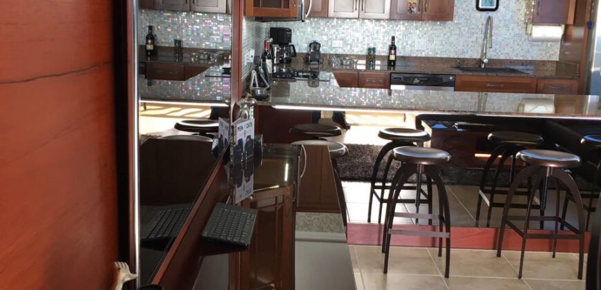 Luxurious Presidential Suite at Rainbow Beach Club Cupecoy