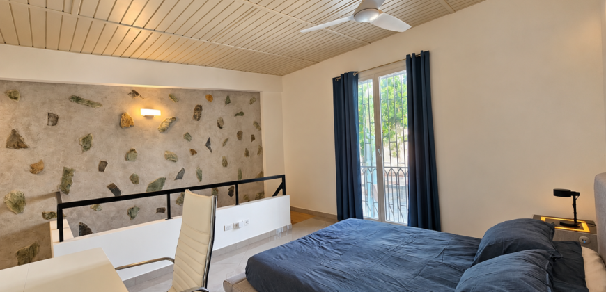 Charming 1 Bedroom Apartment by Great Bay Beach