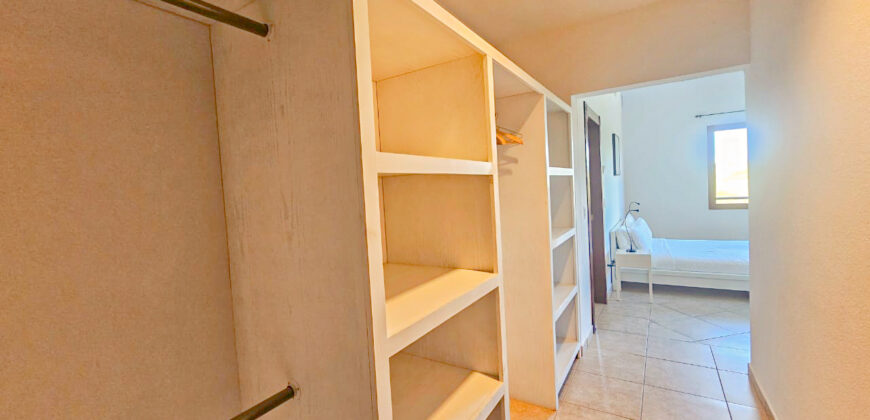 Elegant 3-Bedroom Condo with Panoramic Vistas