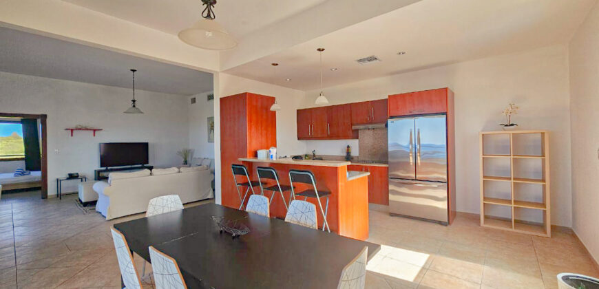 Elegant 3-Bedroom Condo with Panoramic Vistas