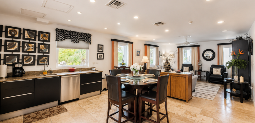 Condo SeaStar – 1-Bedroom Condo in Oyster Bay with Panoramic Ocean Views