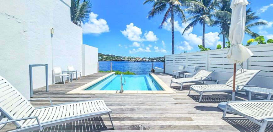 Condo SeaStar – 1-Bedroom Condo in Oyster Bay with Panoramic Ocean Views