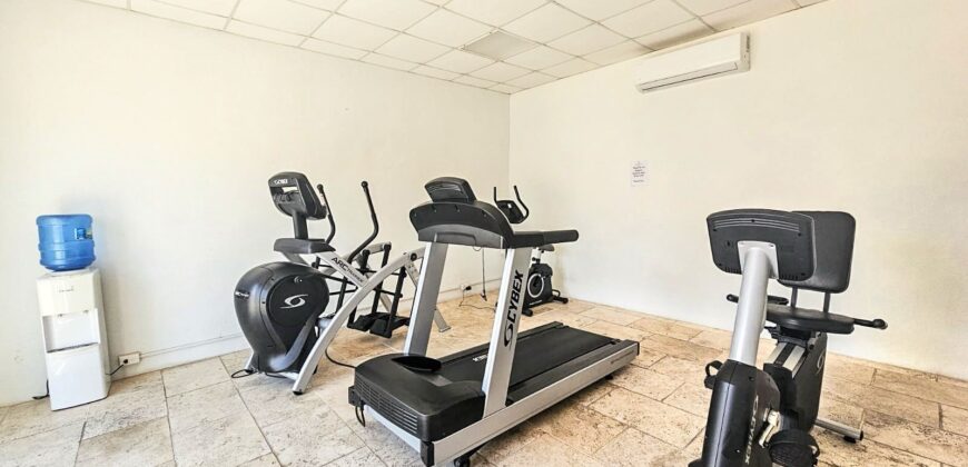 Condo SeaStar – 1-Bedroom Condo in Oyster Bay with Panoramic Ocean Views