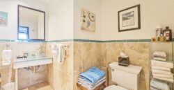 Condo SeaStar – 1-Bedroom Condo in Oyster Bay with Panoramic Ocean Views