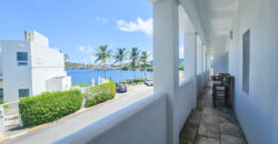 Condo SeaStar – 1-Bedroom Condo in Oyster Bay with Panoramic Ocean Views
