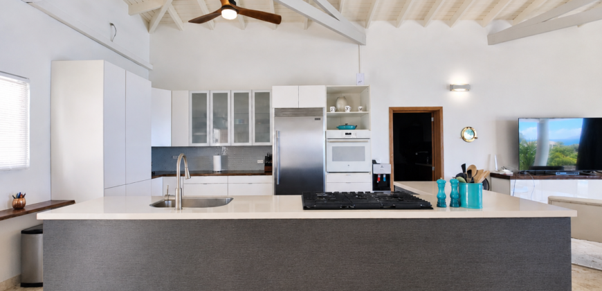 Luxury 4-Bedroom Oceanview Villa with Private Pool in Oyster Pond