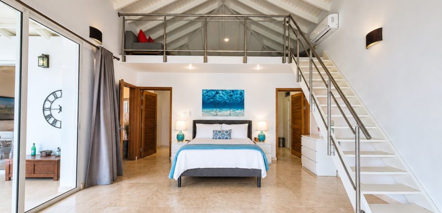 Luxury 4-Bedroom Oceanview Villa with Private Pool in Oyster Pond