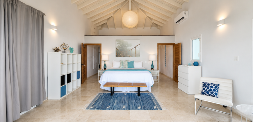 Luxury 4-Bedroom Oceanview Villa with Private Pool in Oyster Pond
