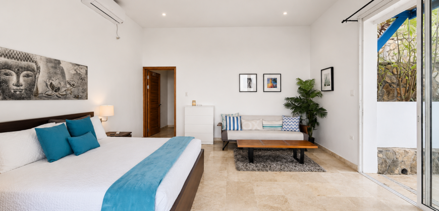 Luxury 4-Bedroom Oceanview Villa with Private Pool in Oyster Pond