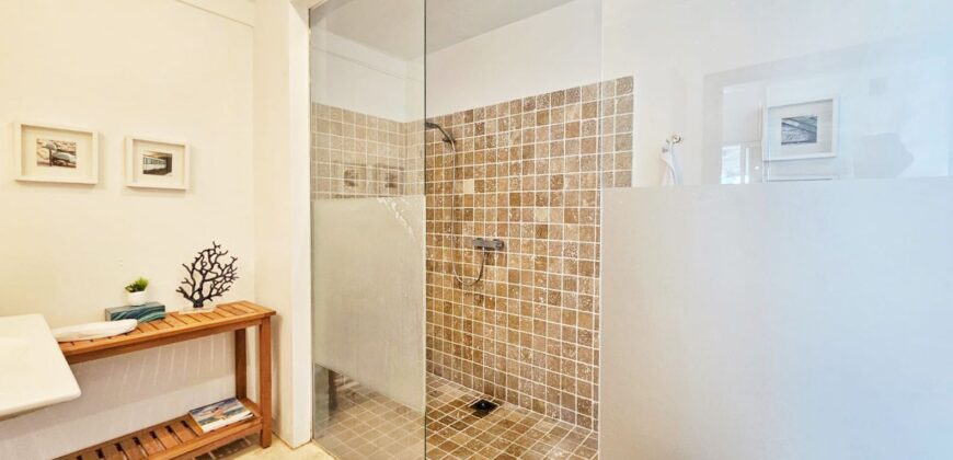 Luxury 4-Bedroom Oceanview Villa with Private Pool in Oyster Pond