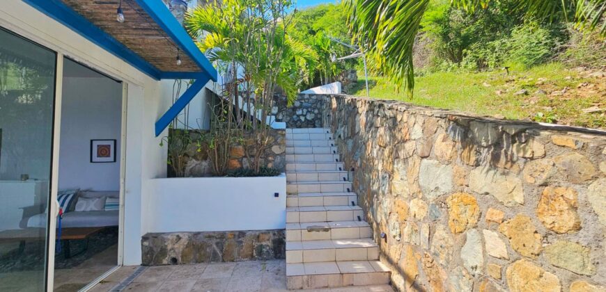 Luxury 4-Bedroom Oceanview Villa with Private Pool in Oyster Pond