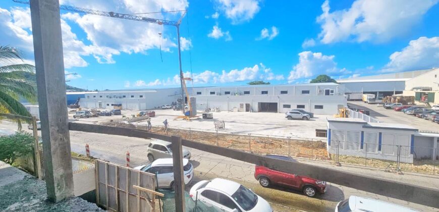 Commercial Spaces for Rent or Sale in Cole Bay Location