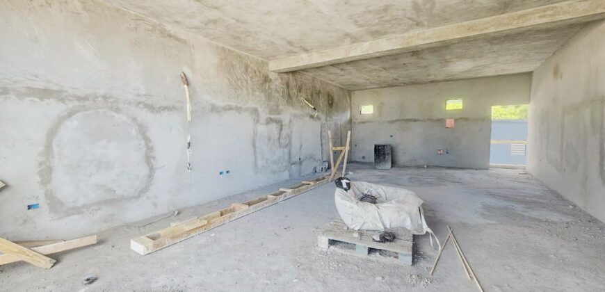 Commercial Spaces for Rent or Sale in Cole Bay Location