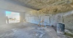 Commercial Spaces for Rent or Sale in Cole Bay Location