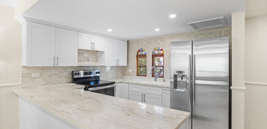 Luxury 3-Bedroom Waterfront Condo at Simpson Bay Yacht Club