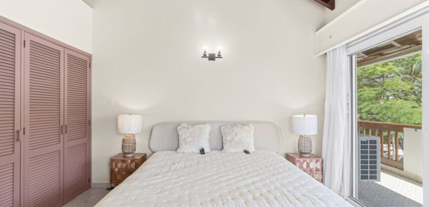 Luxury 3-Bedroom Waterfront Condo at Simpson Bay Yacht Club