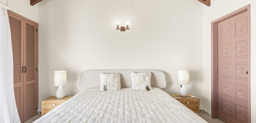 Luxury 3-Bedroom Waterfront Condo at Simpson Bay Yacht Club