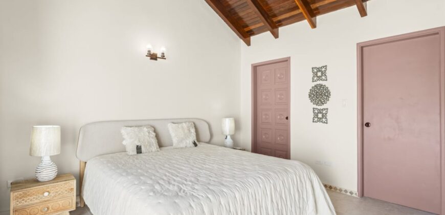 Luxury 3-Bedroom Waterfront Condo at Simpson Bay Yacht Club