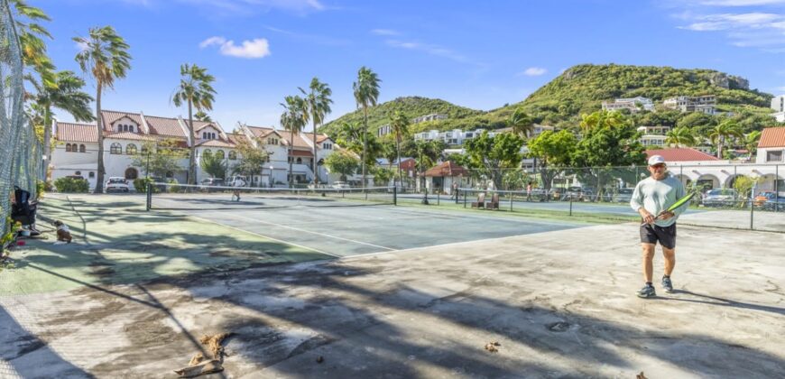 Luxury 3-Bedroom Waterfront Condo at Simpson Bay Yacht Club