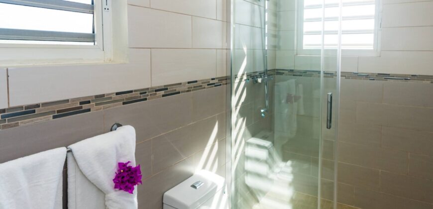 Private Vacation Villa for Rent in Little Bay