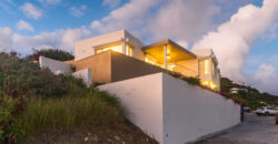 Private Vacation Villa for Rent in Little Bay