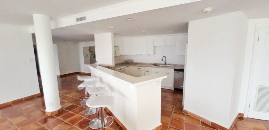 Spacious 3 Bedroom Residence with Pool in Simpson Bay
