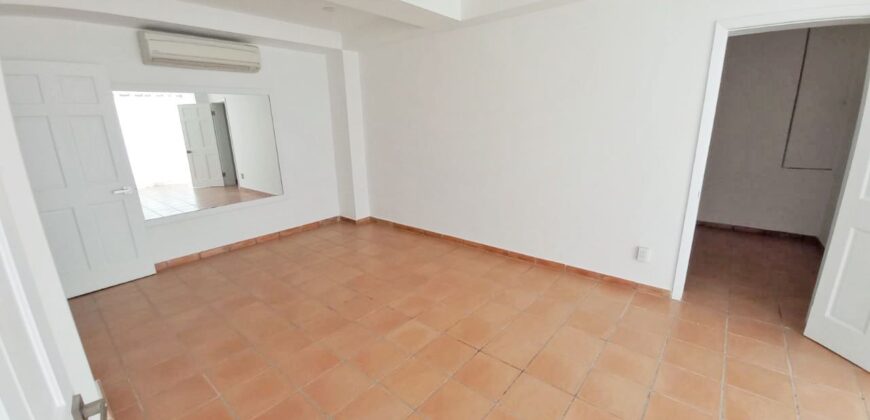 Spacious 3 Bedroom Residence with Pool in Simpson Bay