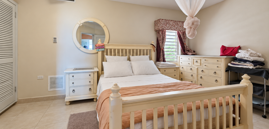 Rainbow Beach Club – Modern Coastal Living in Cupecoy