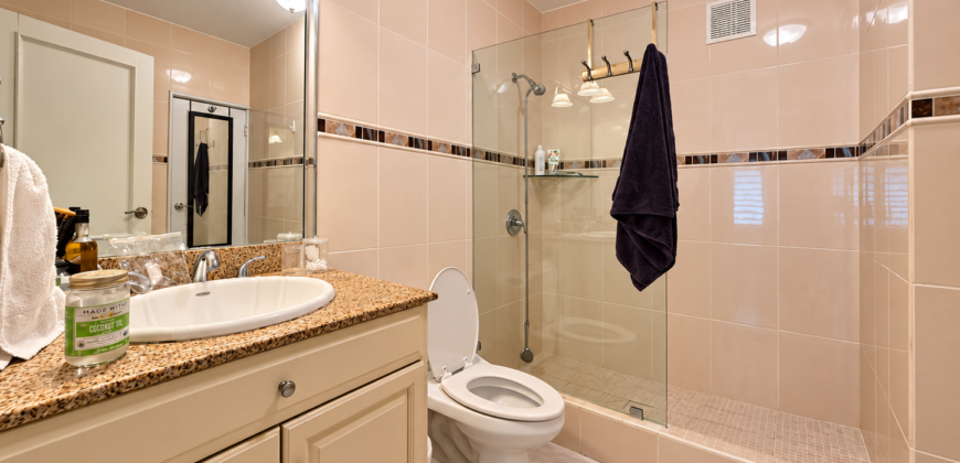 Rainbow Beach Club – Modern Coastal Living in Cupecoy
