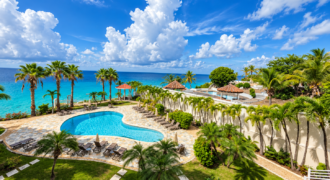 Rainbow Beach Club – Modern Coastal Living in Cupecoy