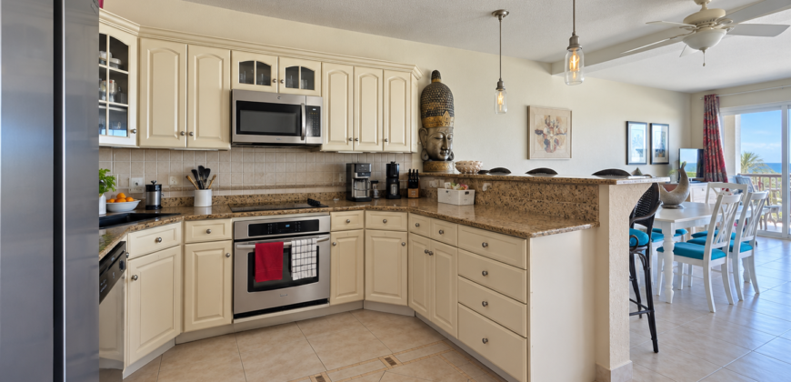 Rainbow Beach Club – Modern Coastal Living in Cupecoy